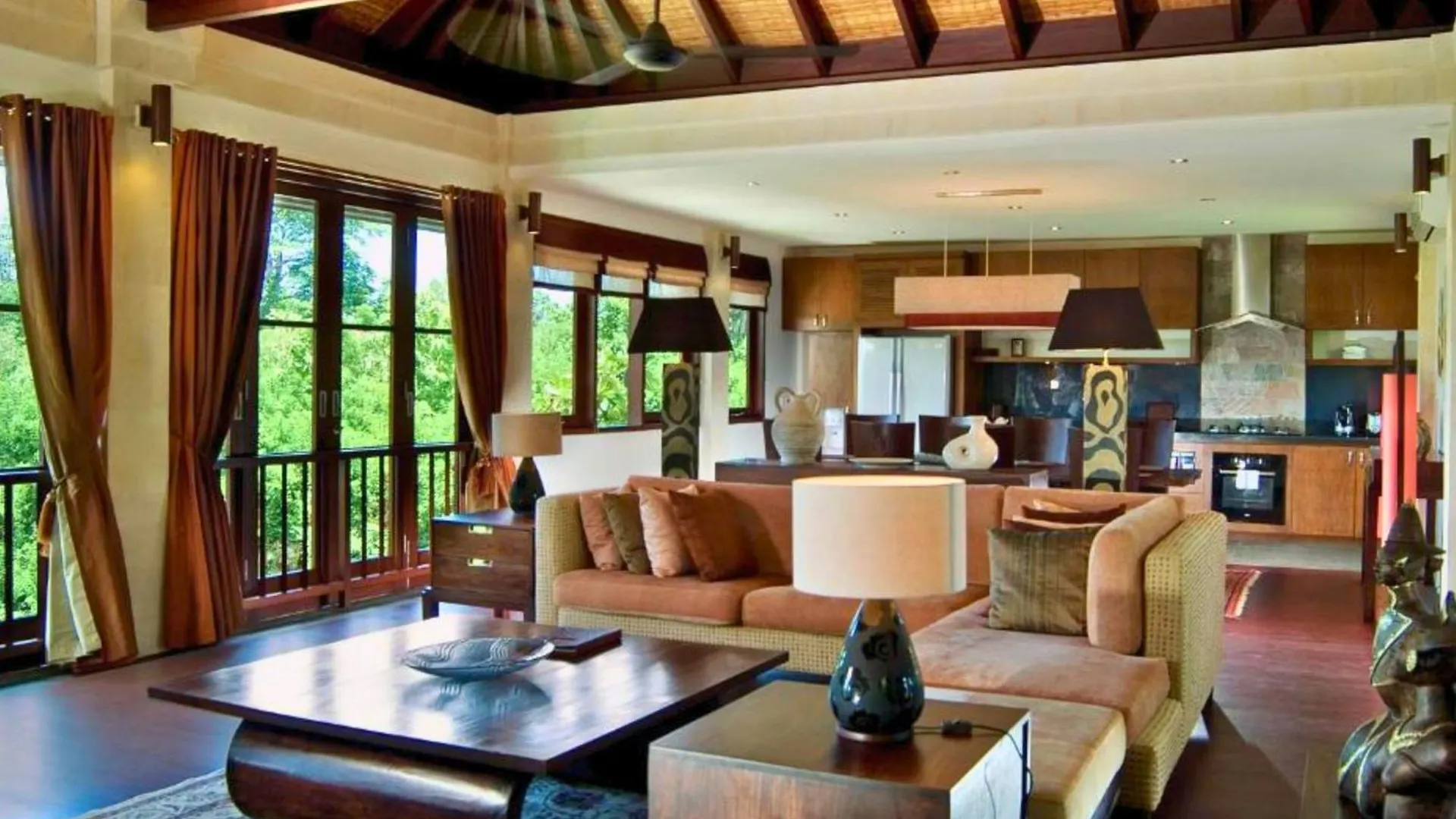 Dendalion 4 Bedroom Private Pool Villa Ju16 Jimbaran  Jimbaran (Bali)